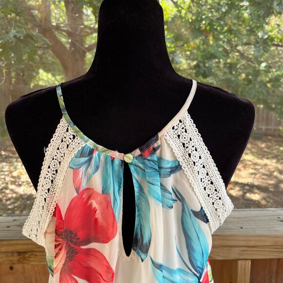 Francesca's Blue Rain Women's Colorful Floral Sleeveless Halter Top Size M. NEW - Picture 5 of 9